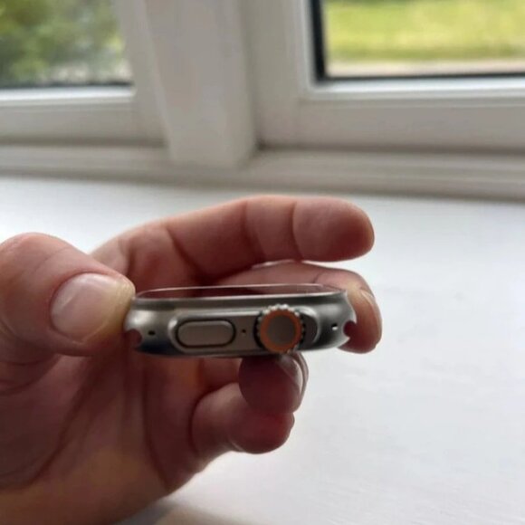 New silver Apple watch, 39–42 mm main image 6